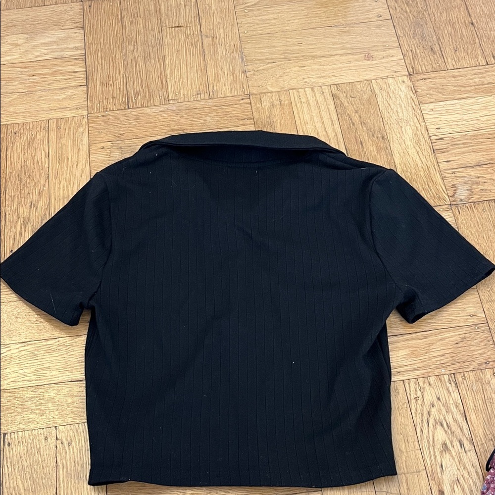 Cropped collared tee - Picture 3 of 4